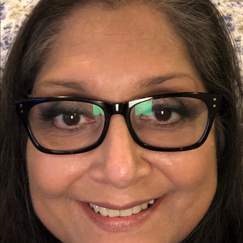 Meet your Posher, Veronica